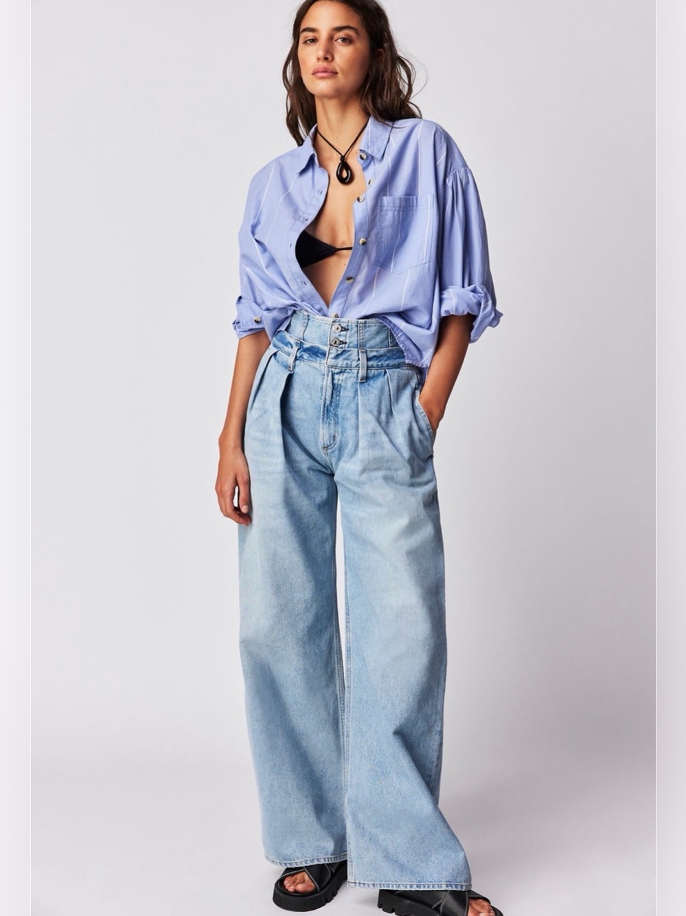 Light Wash High-Waist Wide Leg Jeans - Citizens of Humanity - Picture 1 of 11